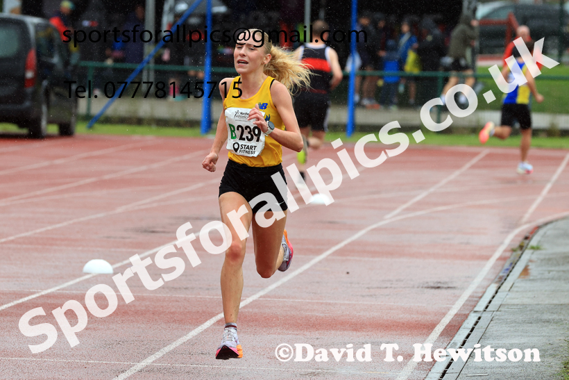 Senior Womens 4 Stage 2025 Northern Athletics Autumn Road Relays, Leigh, Lancashire. Photo: David T. Hewitson/Sports for All Pics